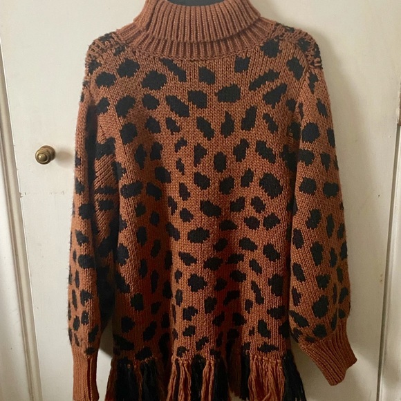 FARM Rio Leopard Fringe Sweater - Picture 8 of 9